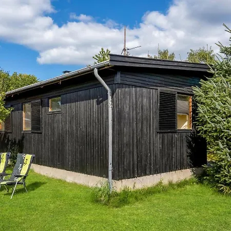 Feriehus 3 Bedroom Cozy Home In Græsted Græsted