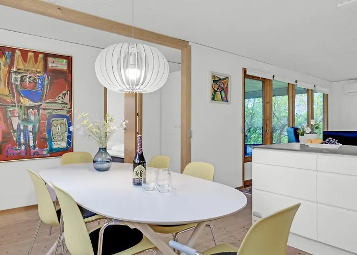 Prázdninový dům 3 Bedroom Cozy In